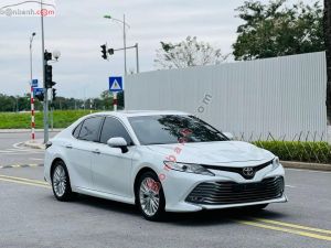 Xe Toyota Camry 2.5Q 2021