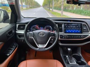 Xe Toyota Highlander LE 2.7 2015