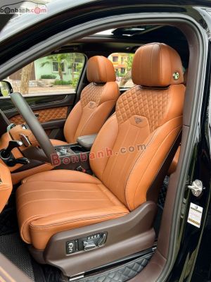 Xe Bentley Bentayga 4.0 V8 2021