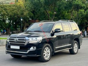 Xe Toyota Land Cruiser 4.6 V8 2020