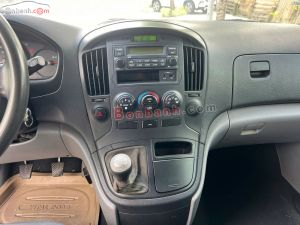 Xe Hyundai Grand Starex Van 2.4 MT 2011