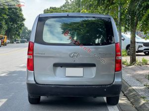 Xe Hyundai Grand Starex Van 2.4 MT 2011