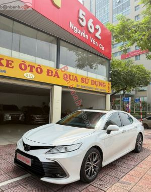 Xe Toyota Camry 2.0Q 2022