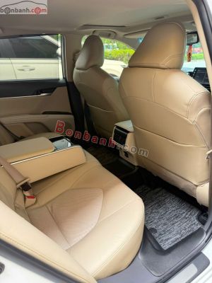 Xe Toyota Camry 2.0Q 2022