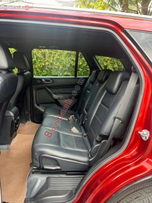 Xe Ford Everest Titanium 2.0L 4x4 AT 2018