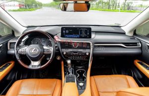 Xe Lexus RX 300 2020