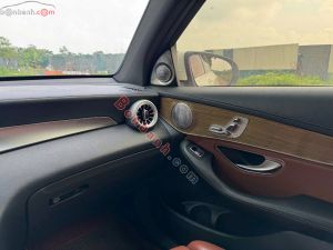 Xe Mercedes Benz GLC 250 4Matic 2017