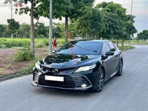 Toyota Camry 2.5Q 2021