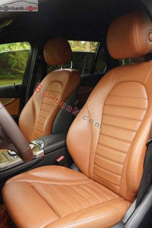 Xe Mercedes Benz GLC 300 4Matic 2017