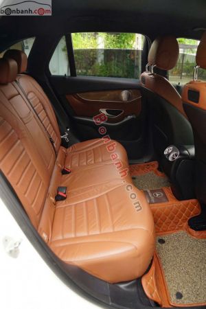 Xe Mercedes Benz GLC 300 4Matic 2017