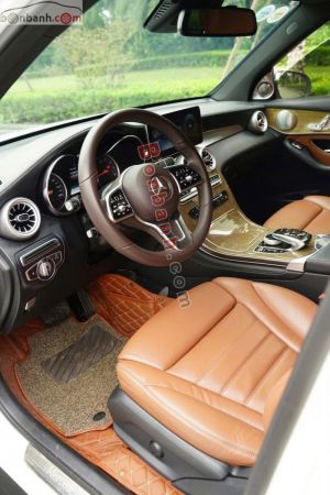 Xe Mercedes Benz GLC 300 4Matic 2017
