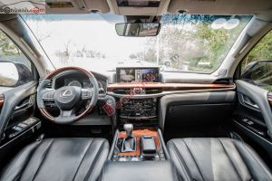Xe Lexus LX 570 2016