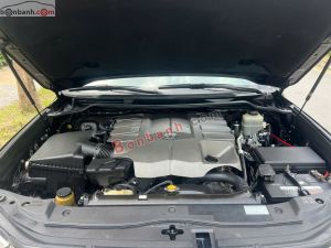 Xe Toyota Land Cruiser VX 4.6 V8 2016