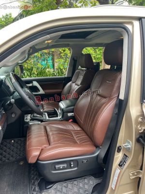 Xe Toyota Land Cruiser VX.R 5.7 V8 2016