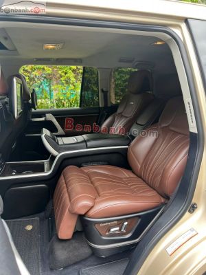 Xe Toyota Land Cruiser VX.R 5.7 V8 2016