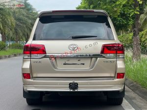Xe Toyota Land Cruiser VX.R 5.7 V8 2016