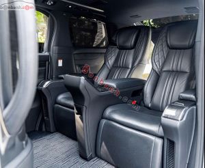 Xe Lexus LM 350 2021