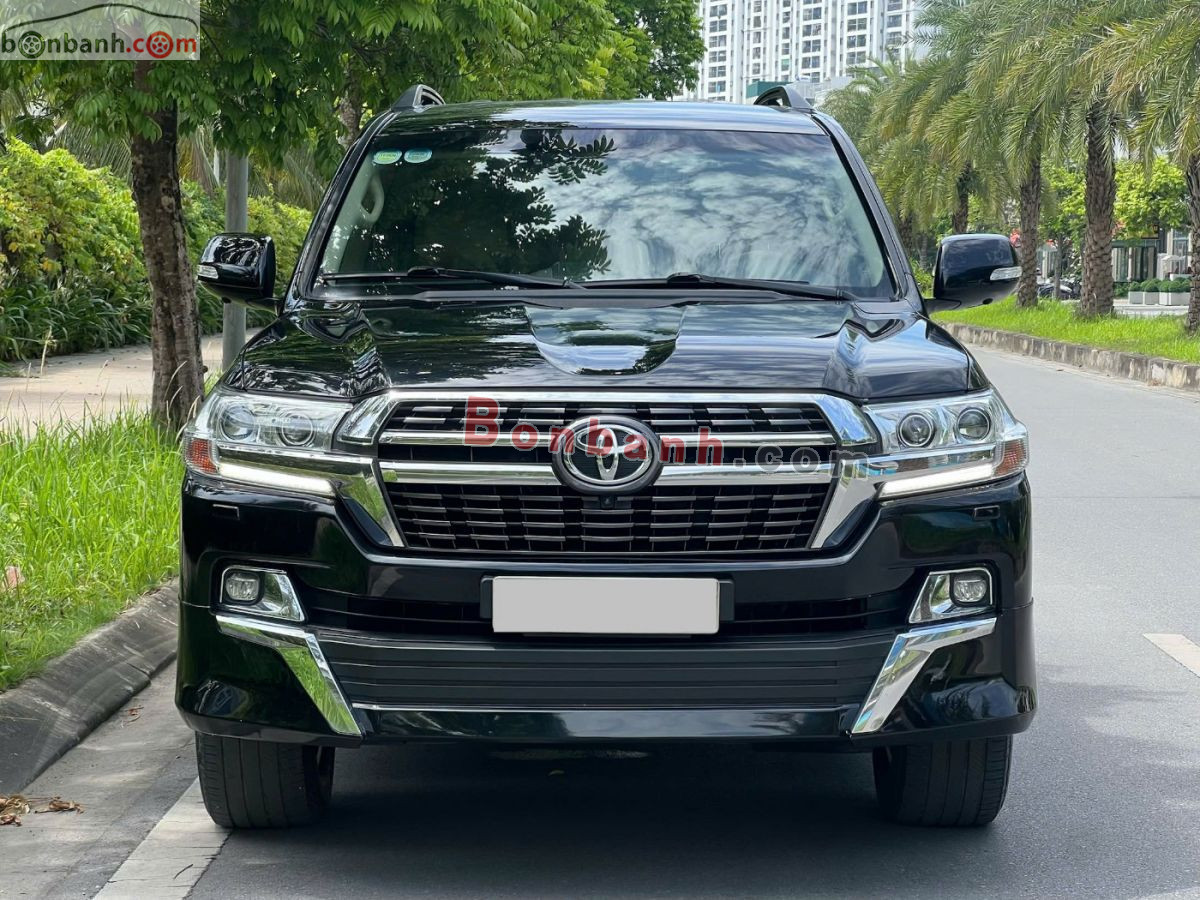 Xe Toyota Land Cruiser VX 4.6 V8 2016