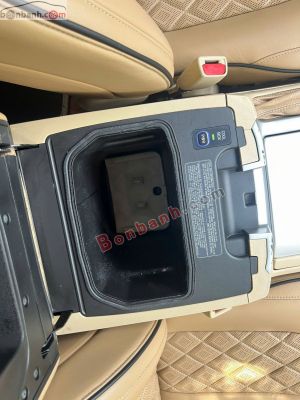 Xe Toyota Land Cruiser VX 4.6 V8 2016