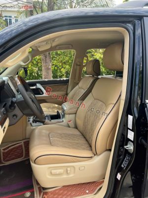 Xe Toyota Land Cruiser VX 4.6 V8 2016