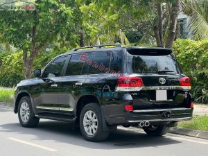 Xe Toyota Land Cruiser 4.6 V8 2019