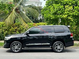 Xe Toyota Land Cruiser 4.6 V8 2019