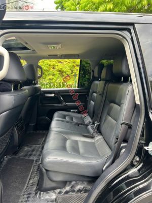 Xe Toyota Land Cruiser 4.6 V8 2019